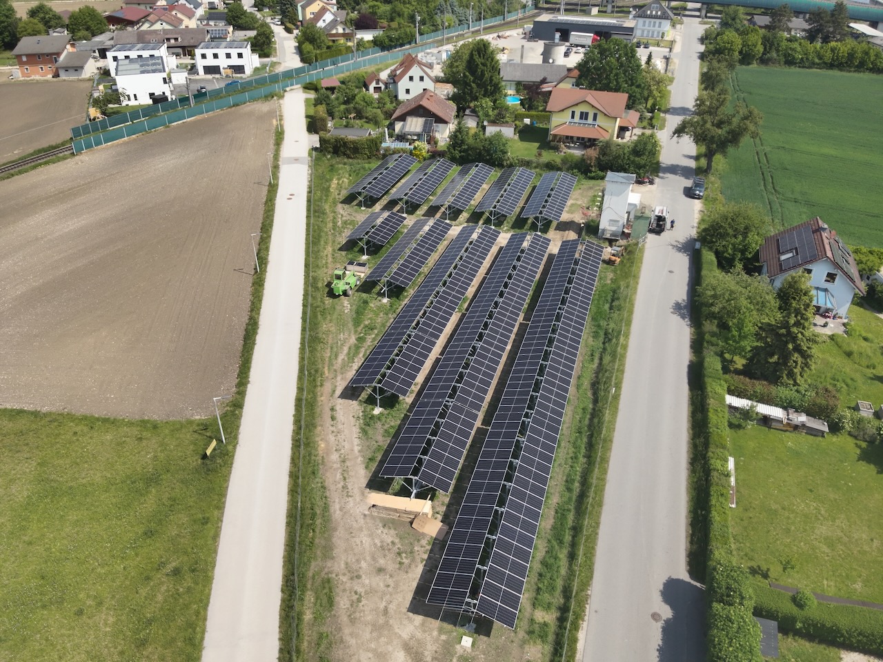 Agri-PV-Anlage Schäferhof in Enns aus der Luft